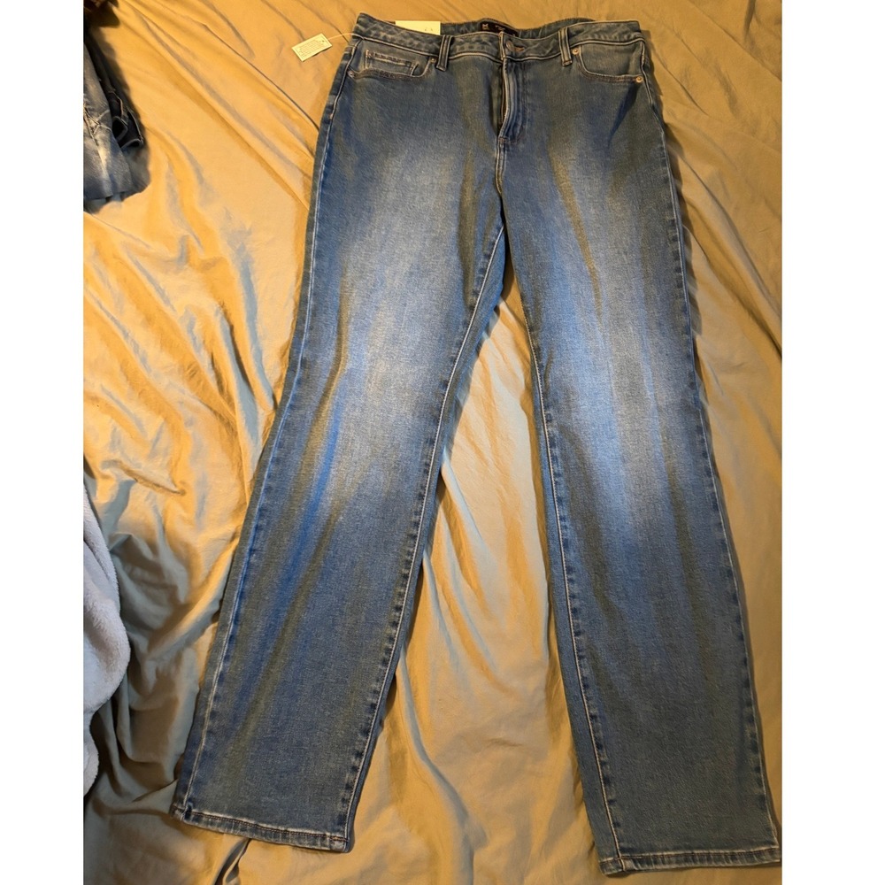 Members Mark Womens High Rise Straight Leg Jeans Medium‎ Wash Size 12 NWT